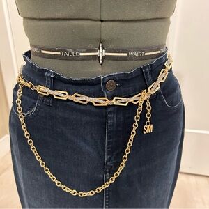 Steve Madden Gold Tone Chain Belt with rhinestone details
